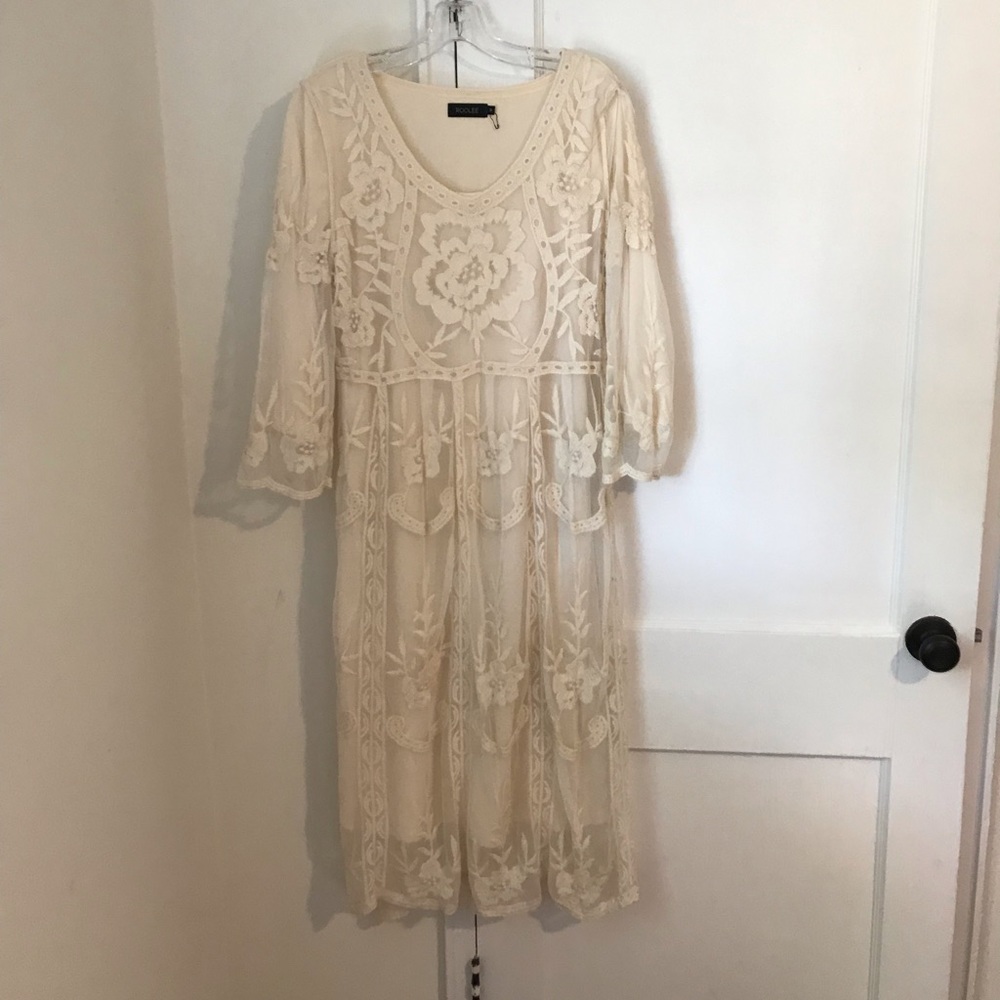 NWOT Rooee Cream Lace Midi Dress (M)
